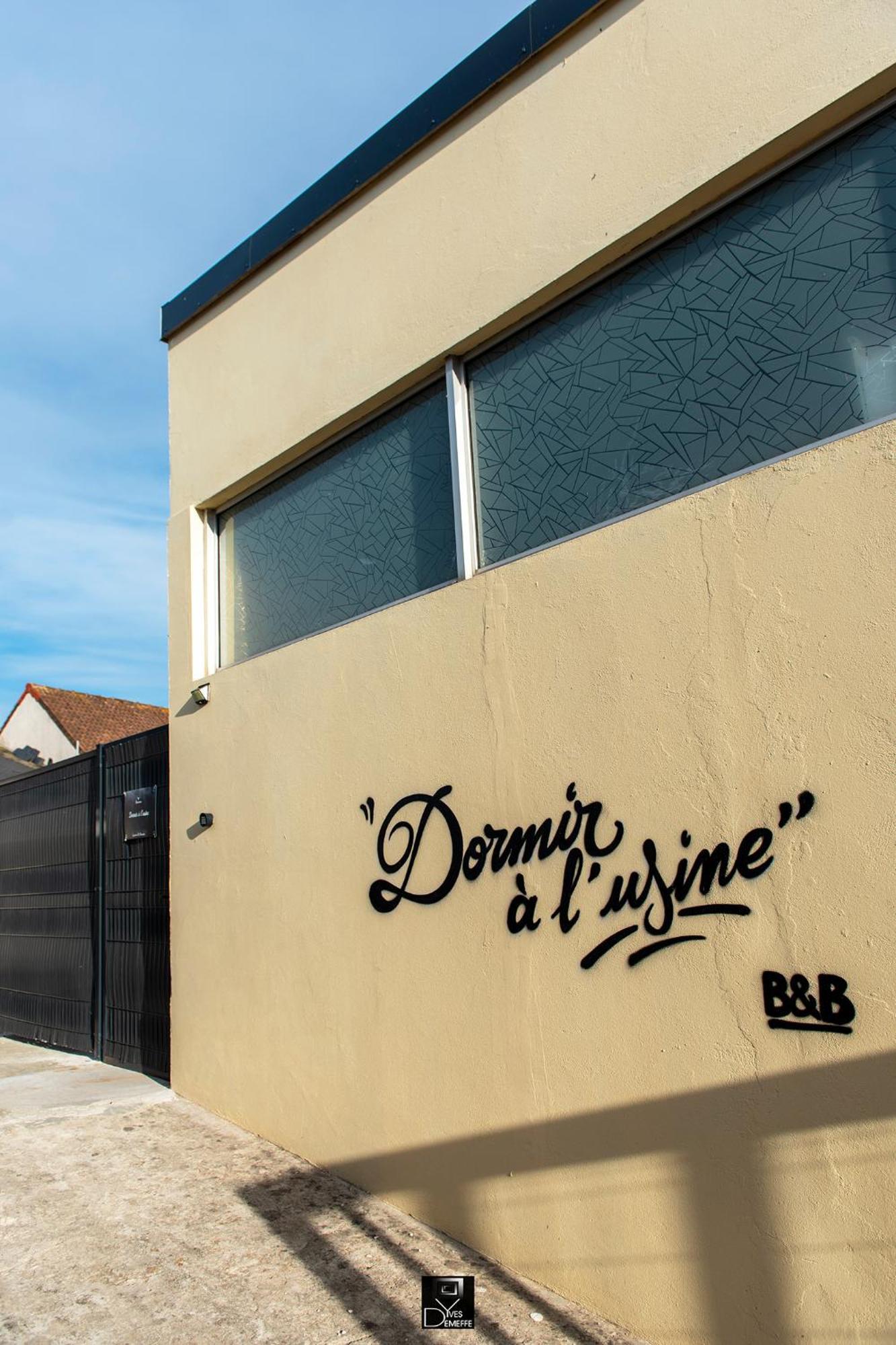Saint-Quentin-Lamotte-Croix-au-Bailly Dormir A L'Usine Loft Industriel Atypique מראה חיצוני תמונה